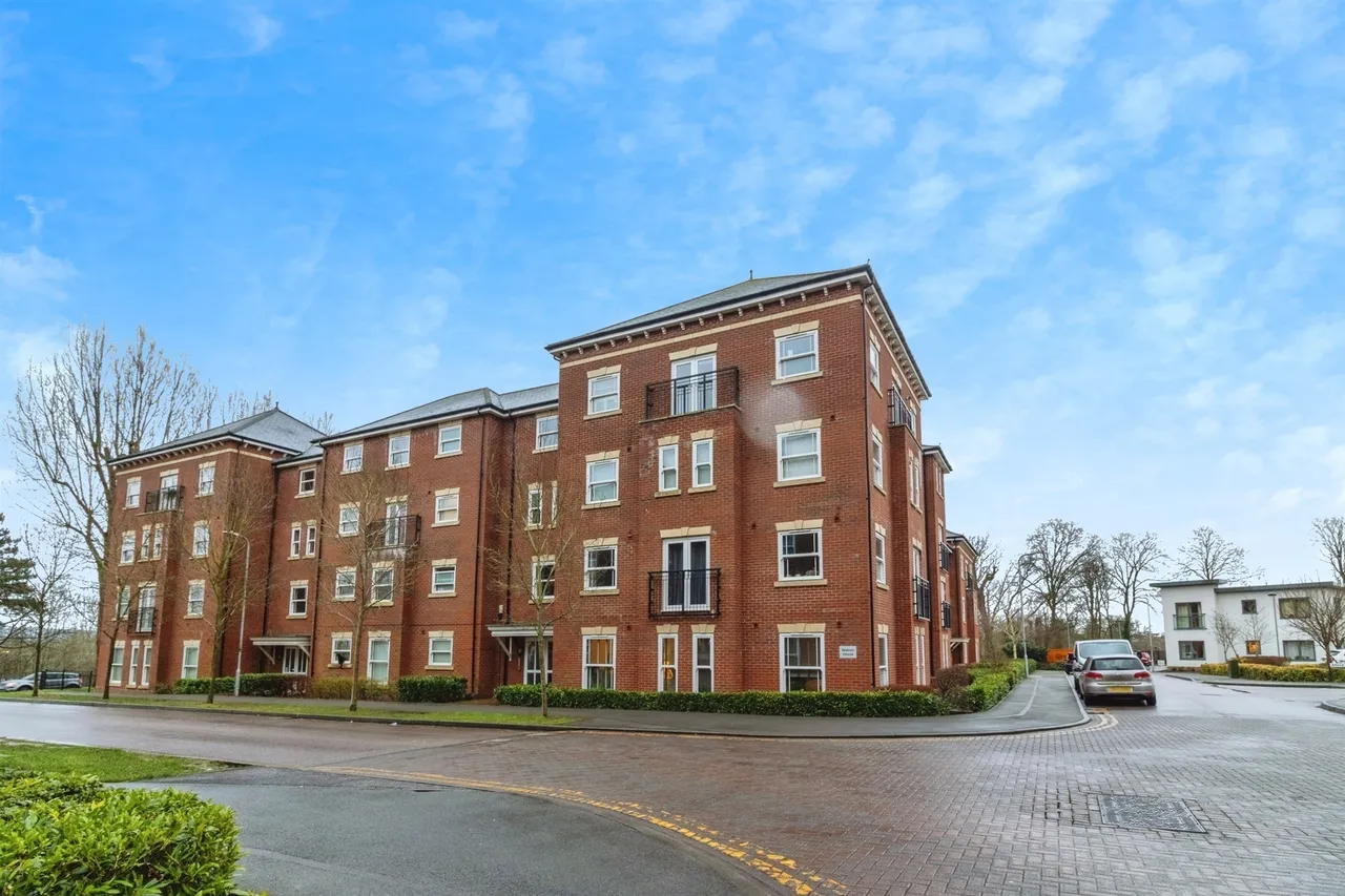 2 bed flat for sale — Turing Gate, Bletchley, MILTON KEYNES