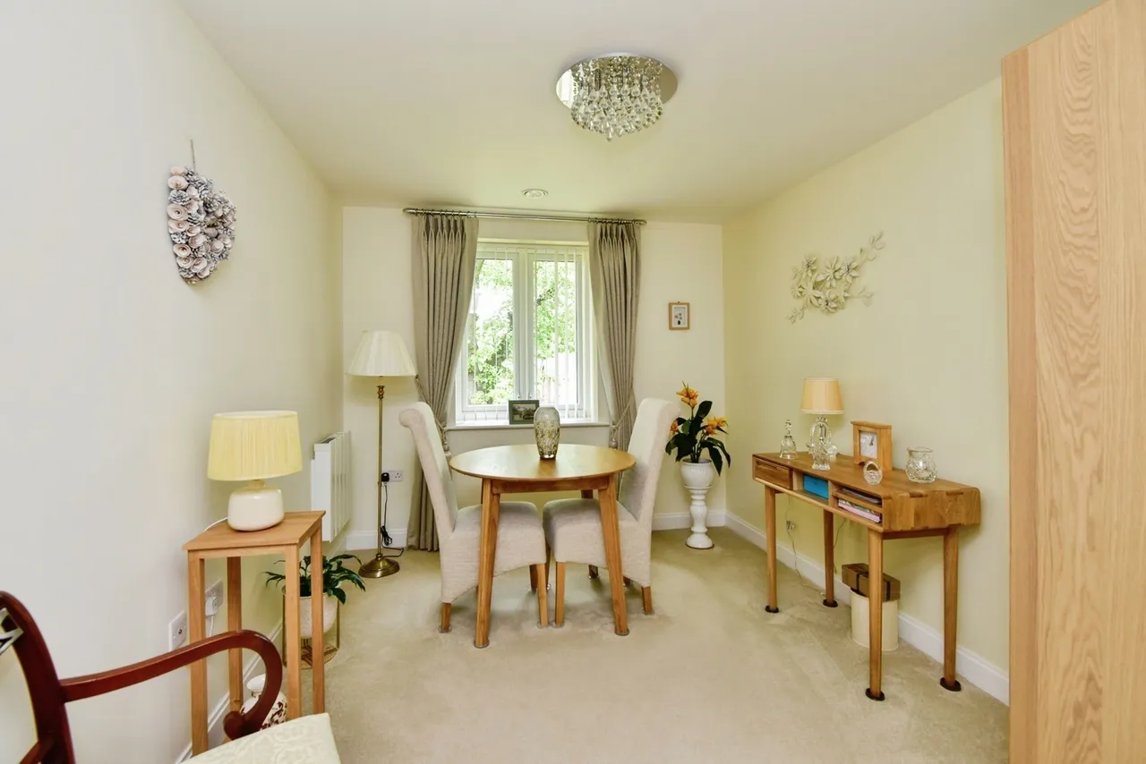 Cedar Avenue, Alsager, Stoke-on-Trent, Cheshire, ST7, photo 14
