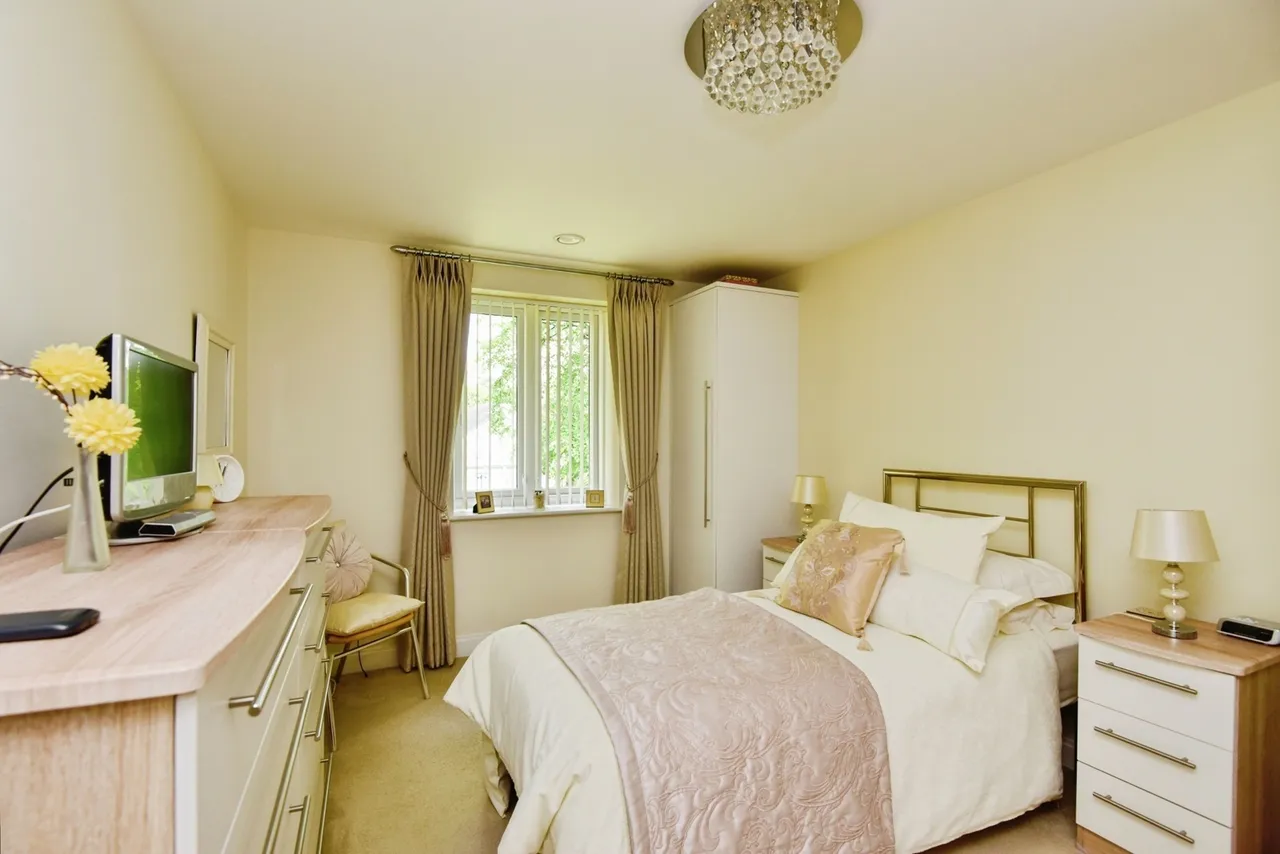 Cedar Avenue, Alsager, Stoke-on-Trent, Cheshire, ST7, photo 13