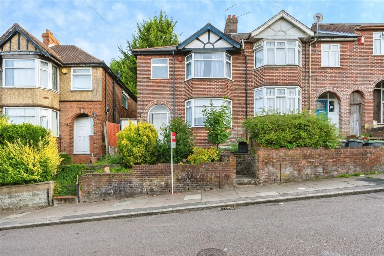 3 bed house for sale, Baker Street, Luton, LU1