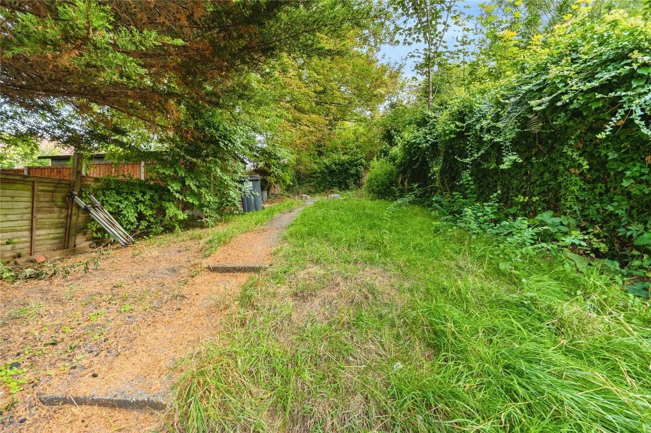Baker Street, Luton, LU1, photo 18