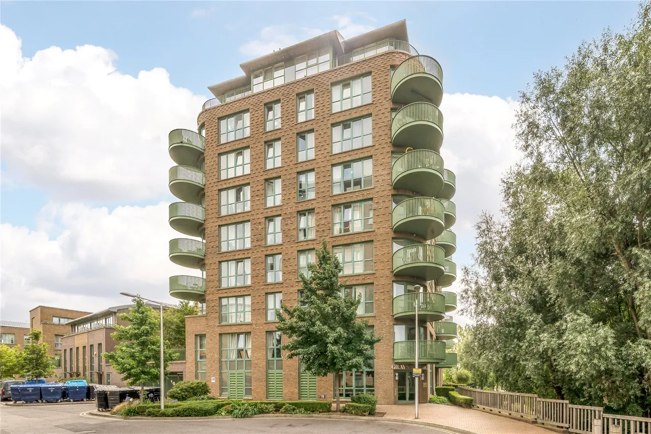 1 bed flat for sale — Astell Road, Kidbrooke, London, SE3 9FN