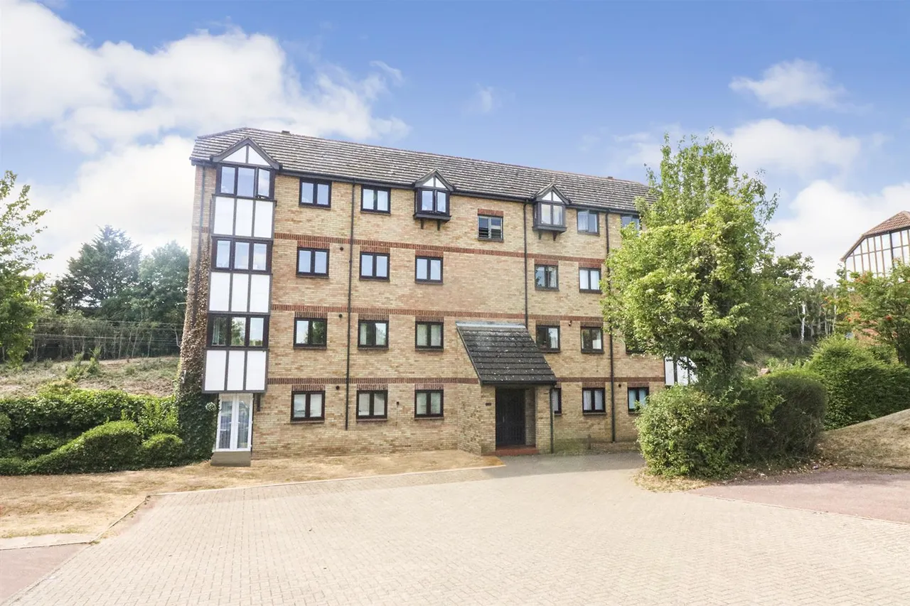 Kerr Close, Knebworth, SG3, photo 2