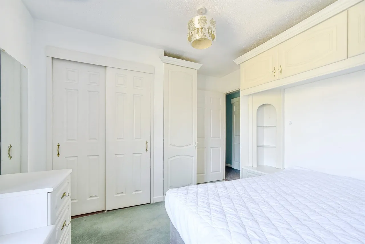 Parsonage Court, Highworth, SN6, photo 9