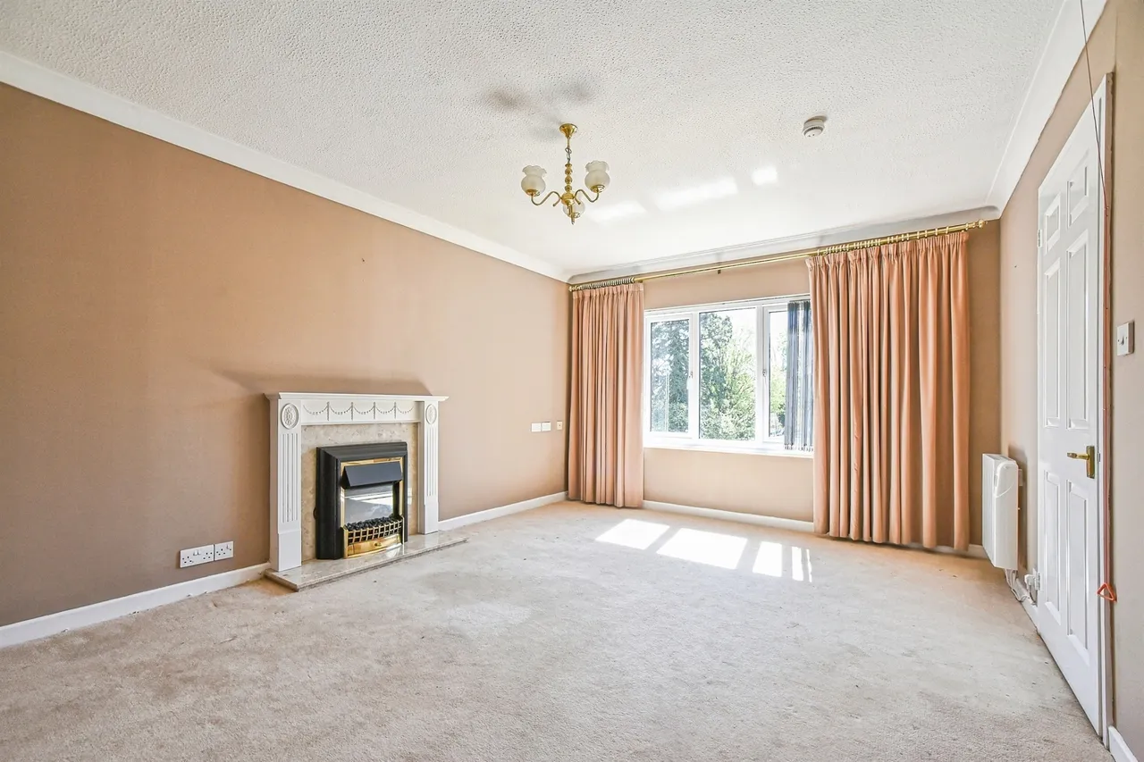 Parsonage Court, Highworth, SN6, photo 5