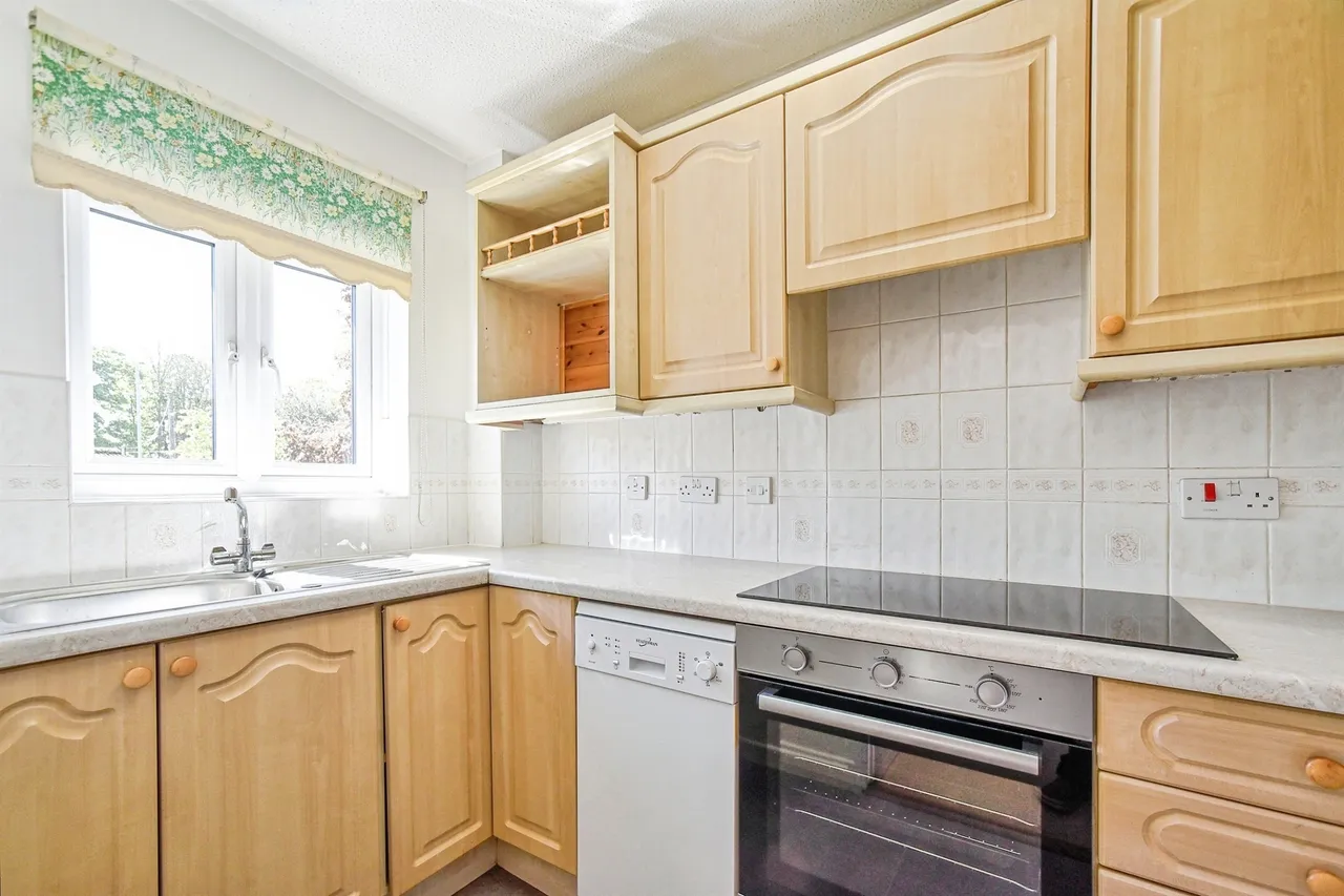 Parsonage Court, Highworth, SN6, photo 6