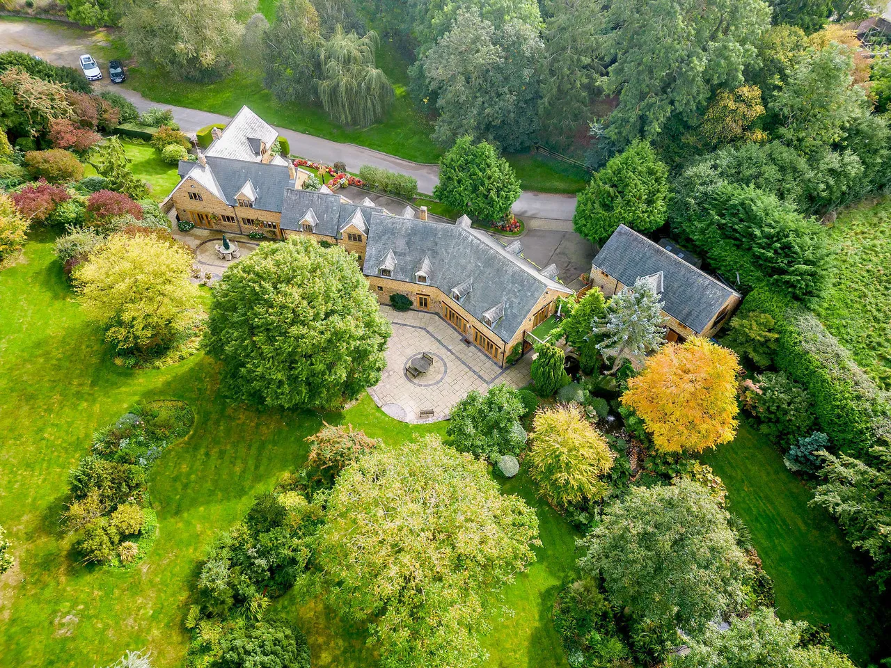 5 bed house for sale — Priors Hardwick, Near Southam, CV47