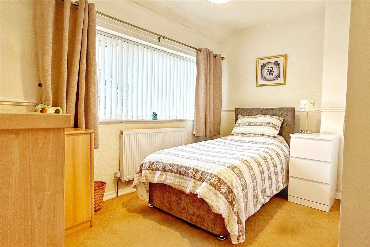Waterloo Street, Ashton-under-Lyne, OL6, photo 11