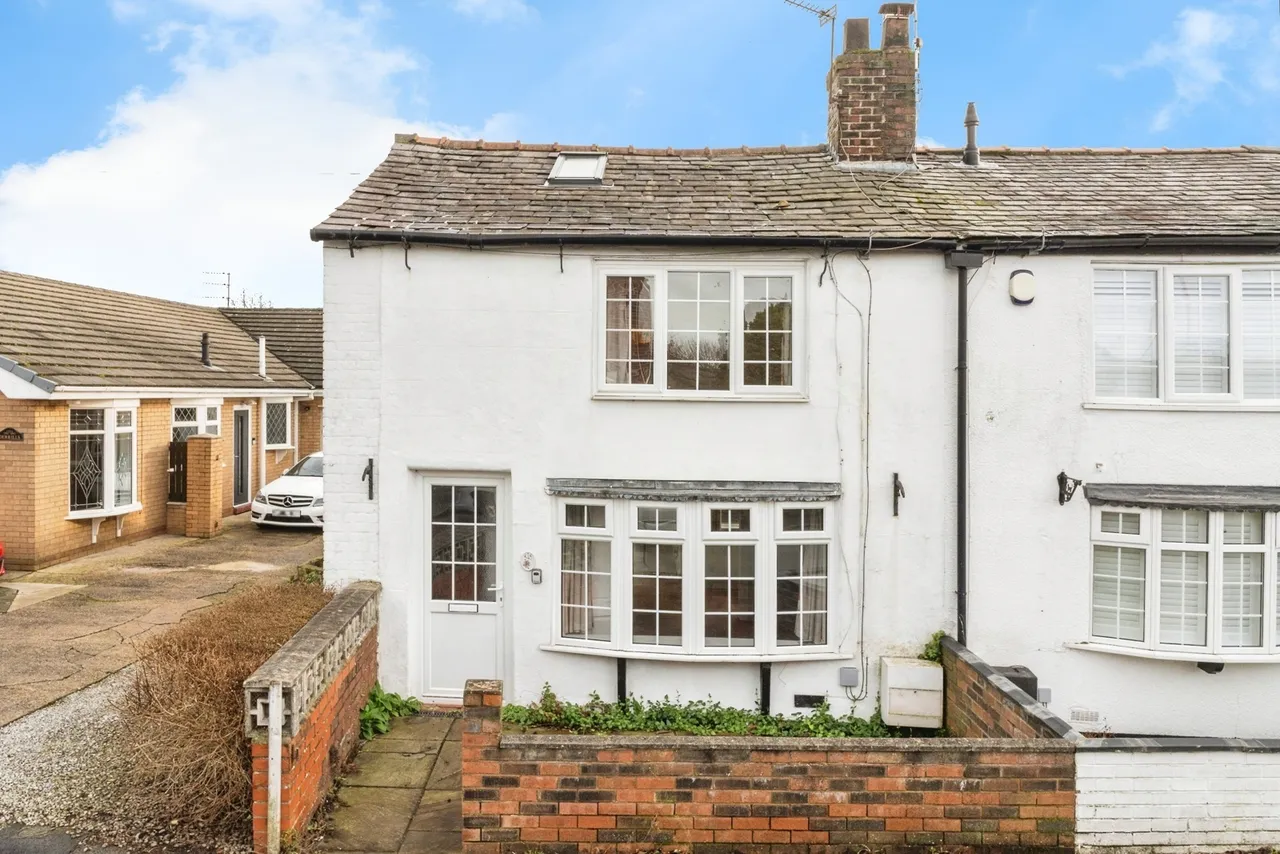 2 bed house for sale — Manchester Road, Rixton, Warrington, Cheshire, WA3