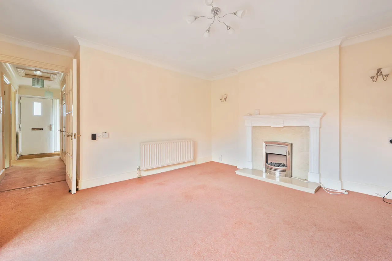 Sherwood Gardens, Henley-on-Thames, RG9, photo 12