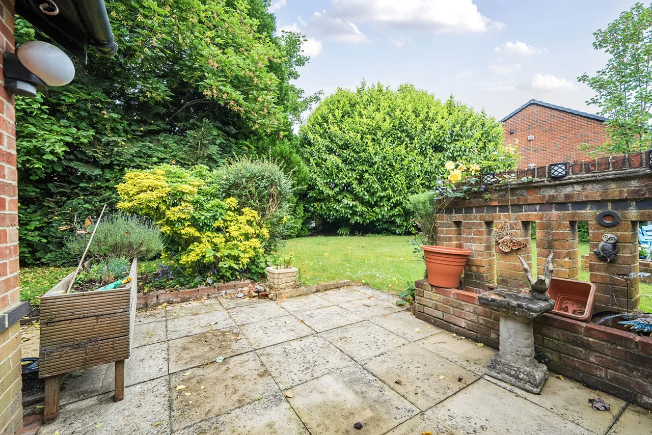 Sherwood Gardens, Henley-on-Thames, RG9, photo 10