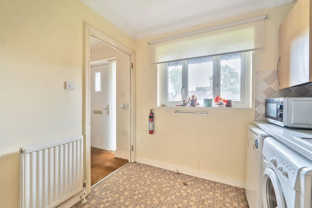 Sherwood Gardens, Henley-on-Thames, RG9, photo 17