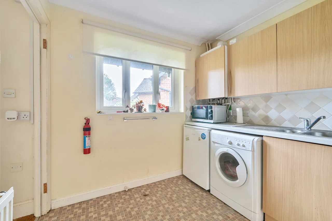 Sherwood Gardens, Henley-on-Thames, RG9, photo 16