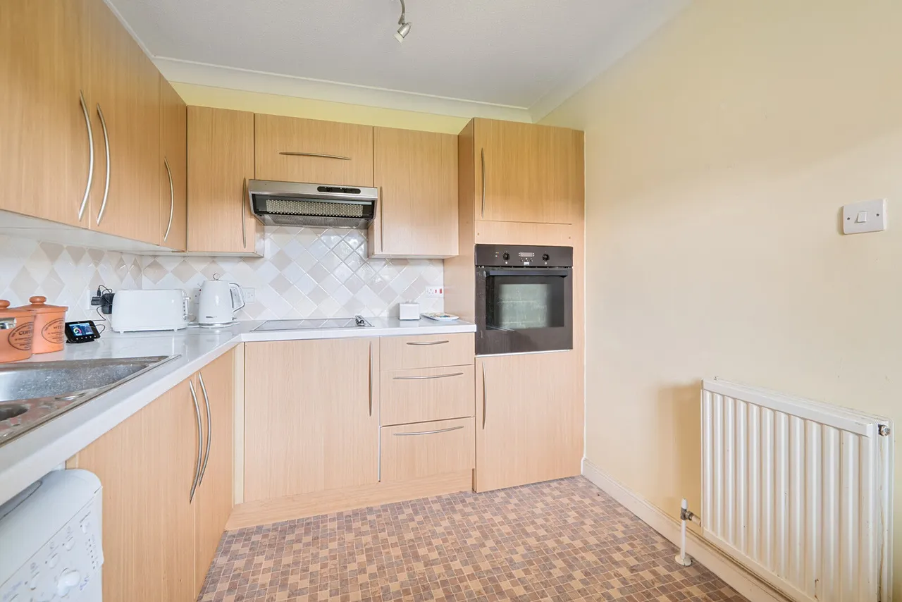 Sherwood Gardens, Henley-on-Thames, RG9, photo 15