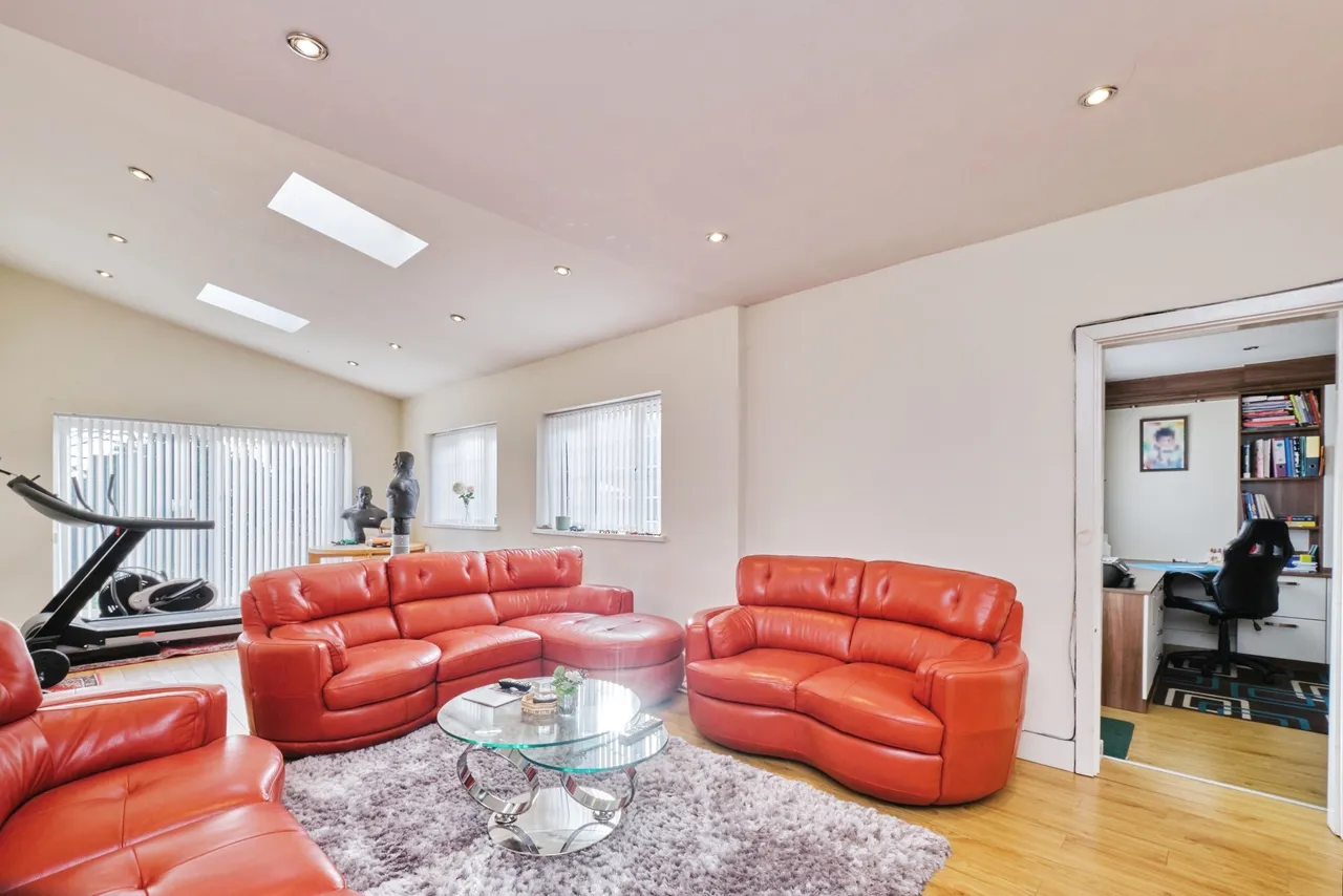 Pershore Road, Birmingham, B5, photo 4