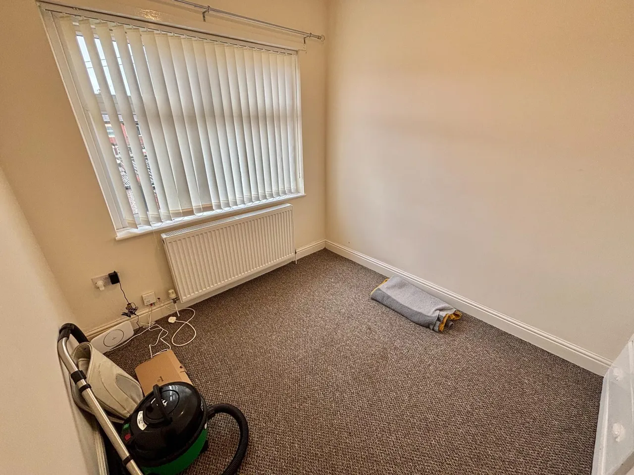 Vulcan Street, Oldham, OL1, photo 9