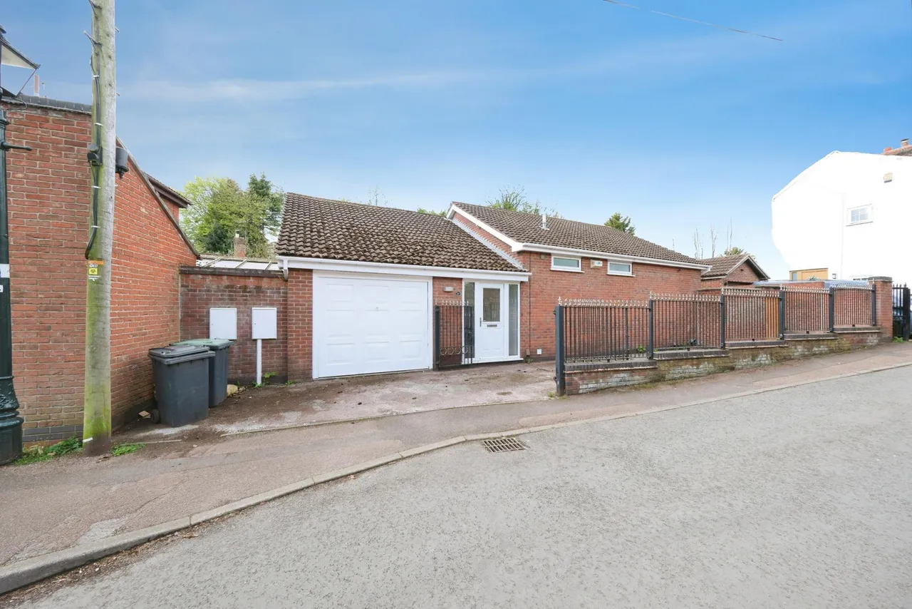 5 bed house for sale, Station Road, Nottingham, NG16