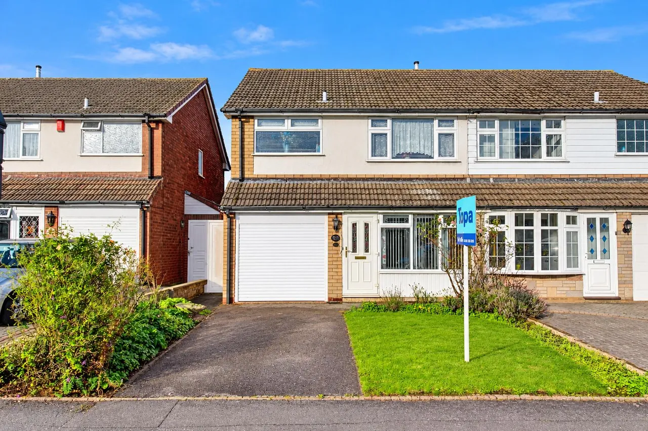Lakeside Drive, Cannock, WS11, photo 20