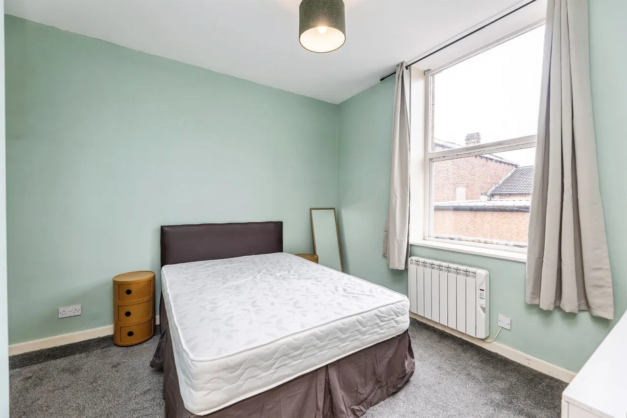 Queen Street, Morley, Leeds, photo 5