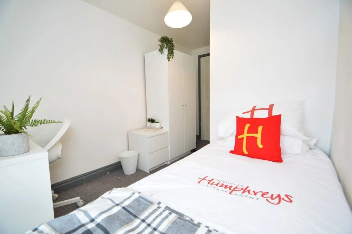 Providence Place, Durham, DH1, photo 6