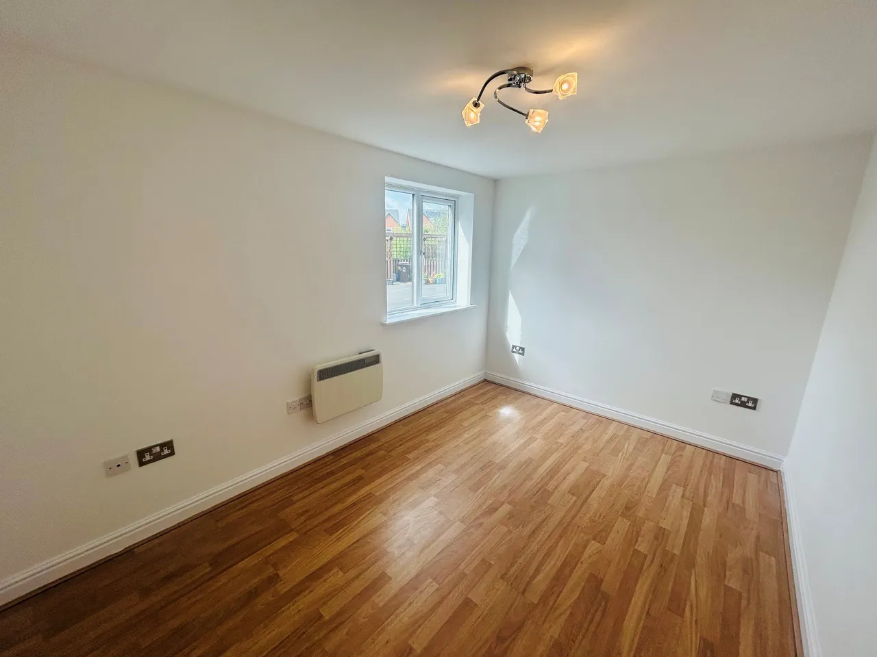 Greenside, Cottam, Preston, Lancashire, PR4 0WF, photo 11