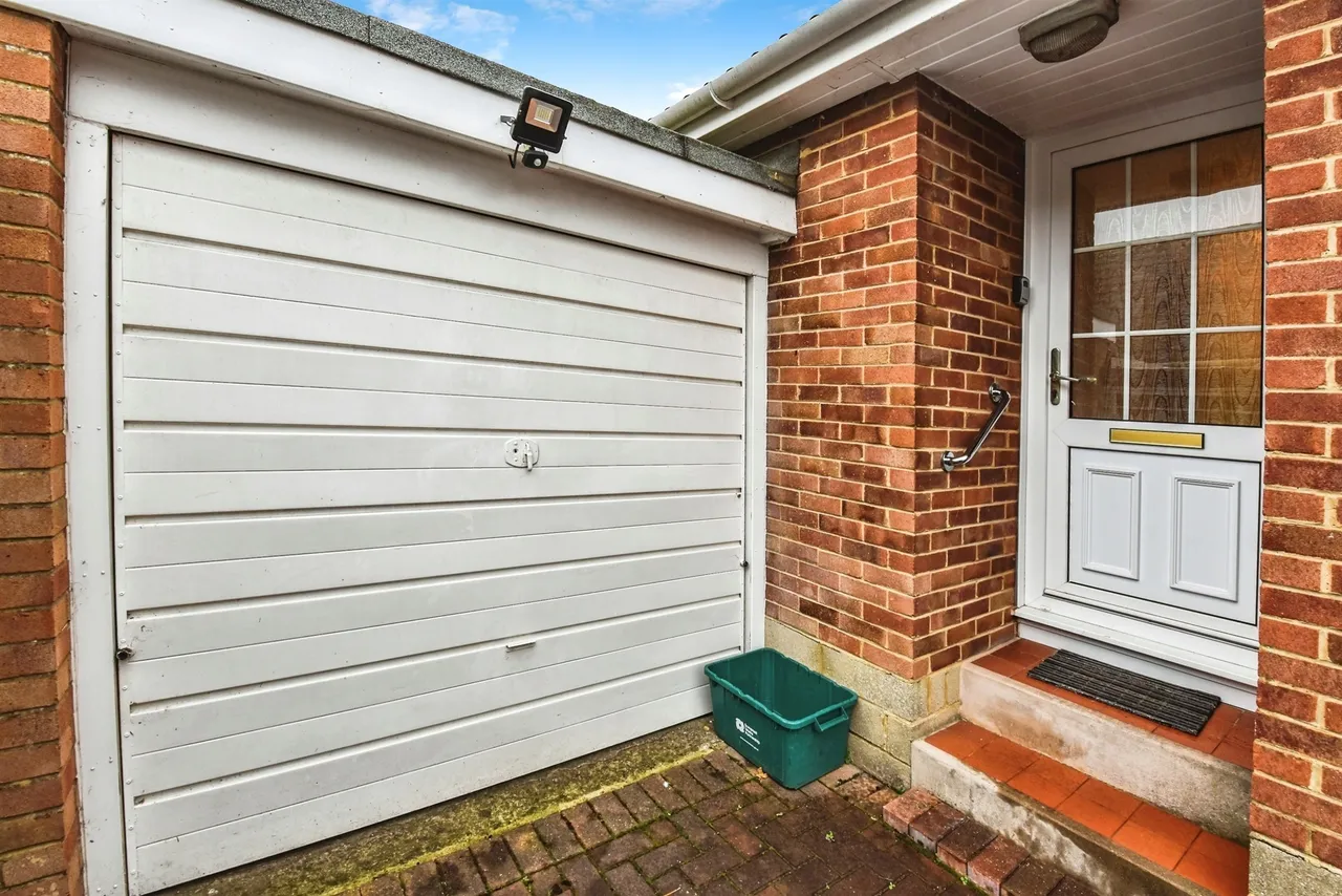 Champney Road, Frome, BA11, photo 17