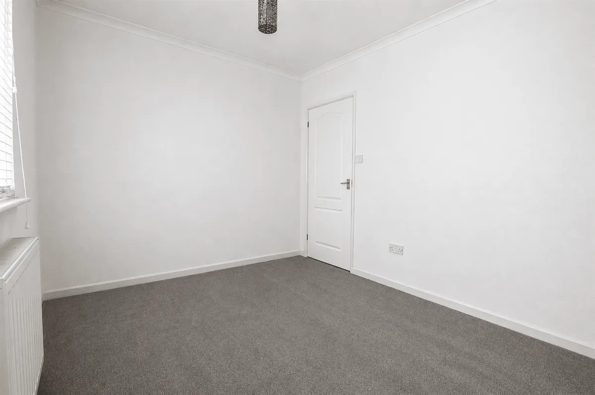 Milton Road, Waterlooville, PO7 6AA, photo 13