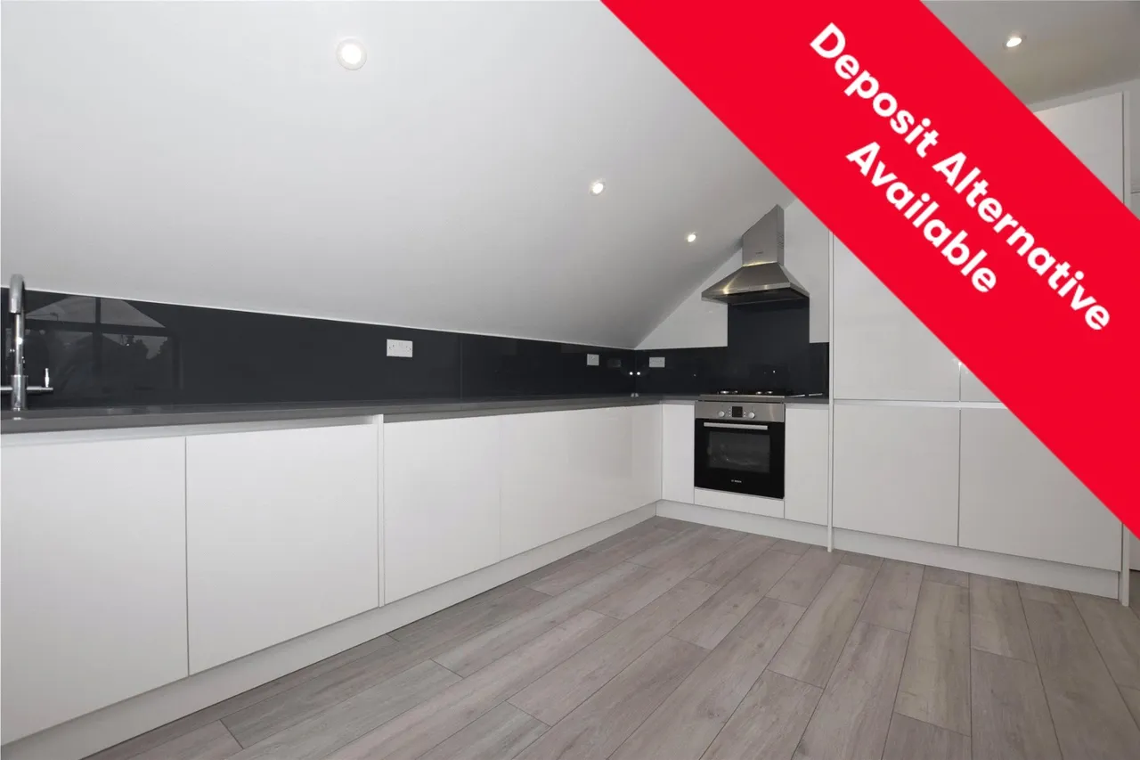 3 bed flat to rent — Fitzjohn Avenue, Barnet, EN5 2HP