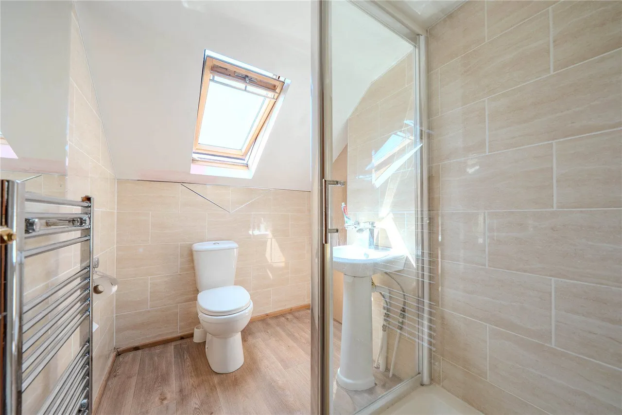 Street Lane, Leeds, LS17, photo 10