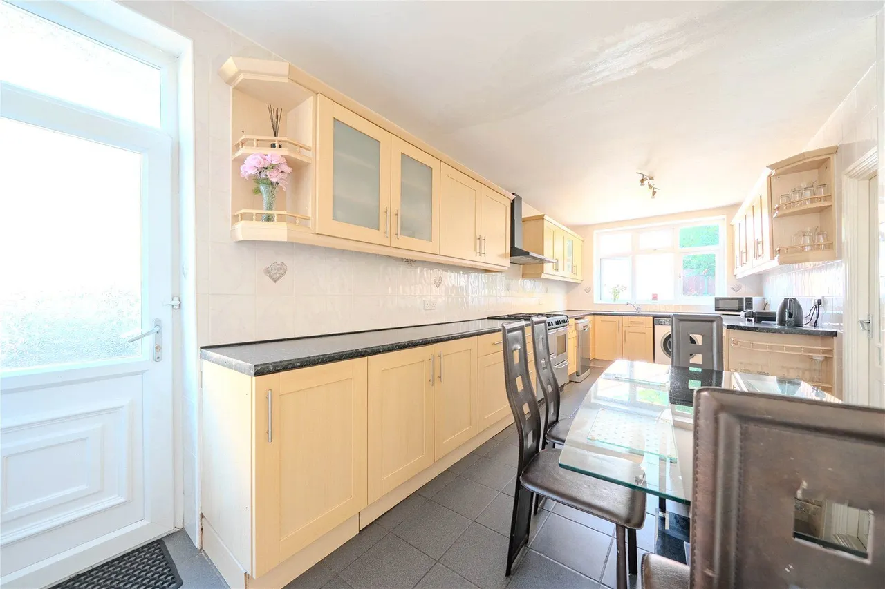 Street Lane, Leeds, LS17, photo 16