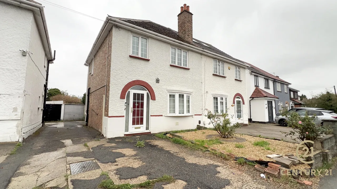3 bed property to rent, New Heston Road, Hounslow, TW5