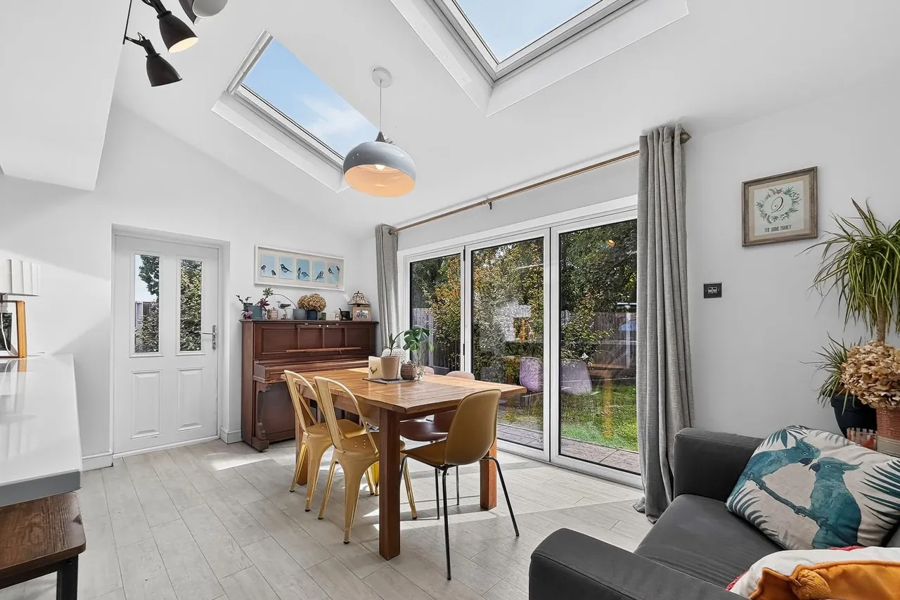 Brookfield Avenue, Timperley, Cheshire WA15 6TH, photo 6