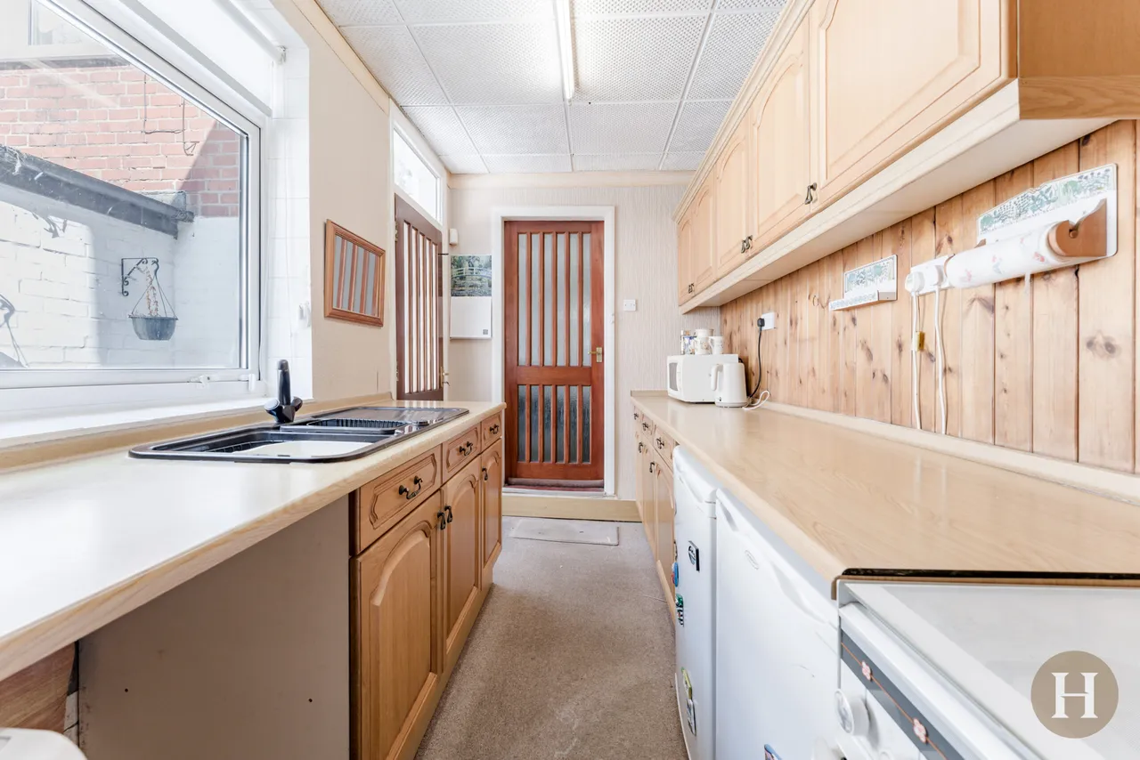 War Lane, Birmingham, B17, photo 5
