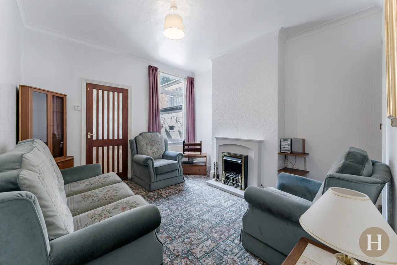 War Lane, Birmingham, B17, photo 2