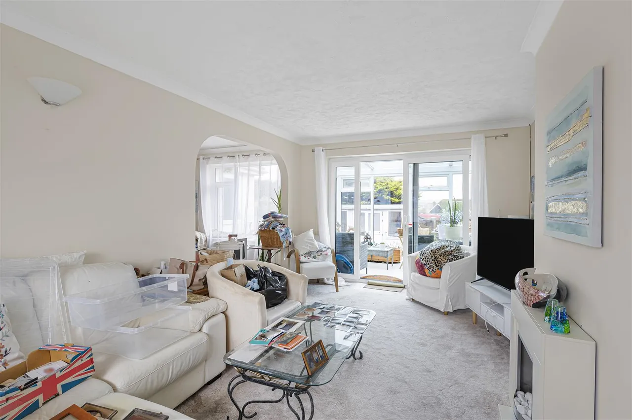 Edinburgh Road, Seaford, photo 14