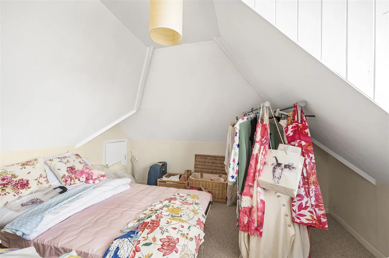 Edinburgh Road, Seaford, photo 17