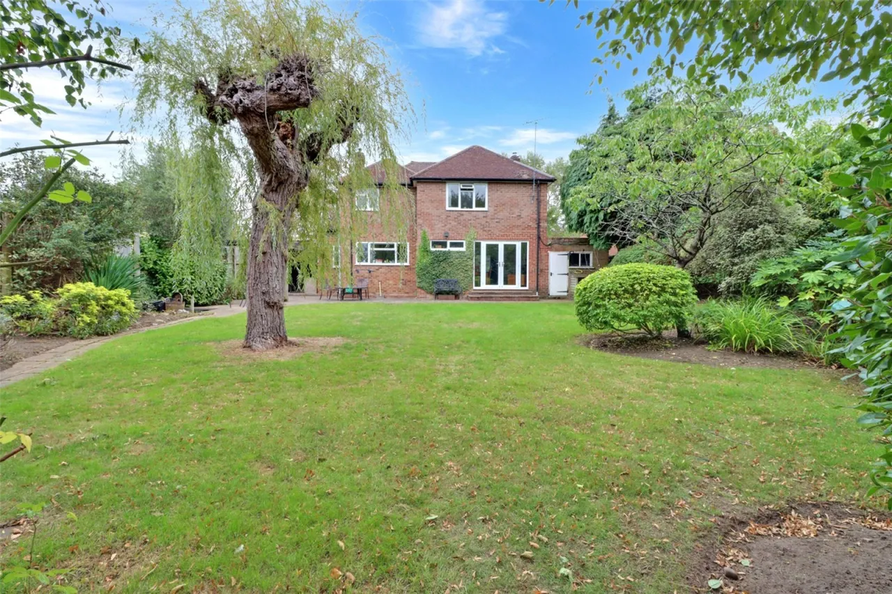 Church Road, Earley, RG6, photo 15