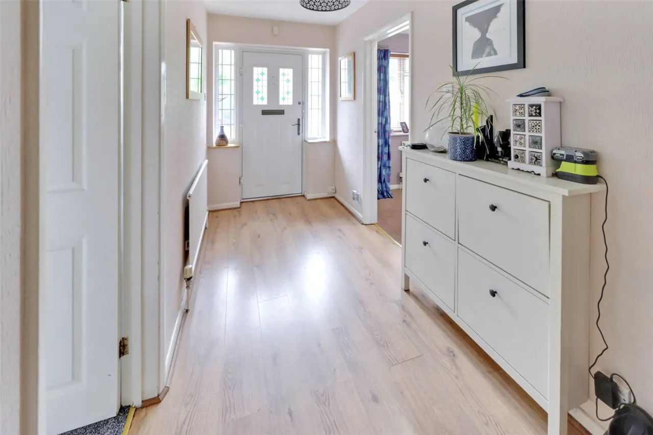 Church Road, Earley, RG6, photo 5