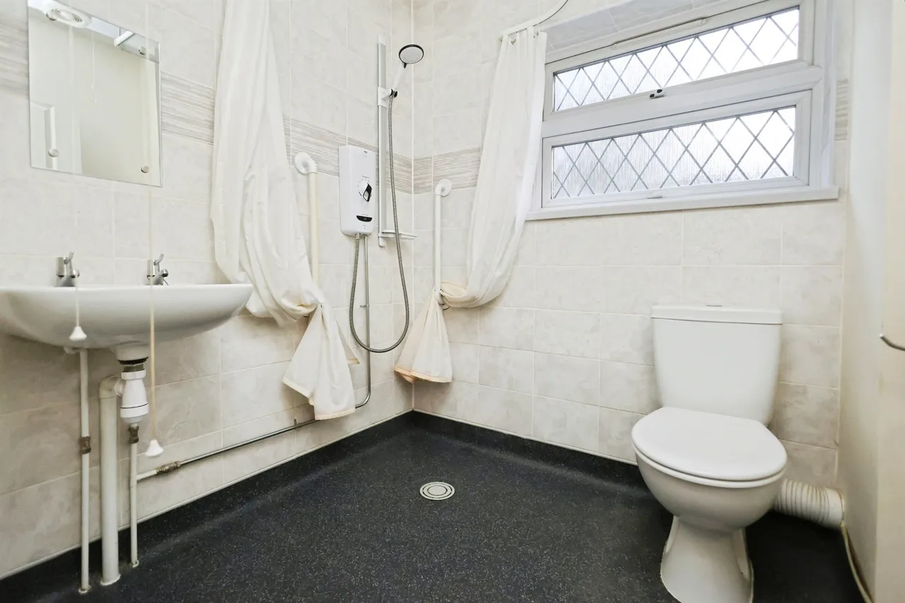 Churchward Close, Stourbridge, DY8, photo 11
