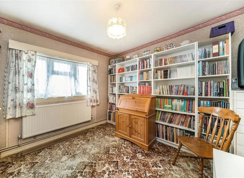 Wyborne Way, Stonebridge Park, NW10, photo 6