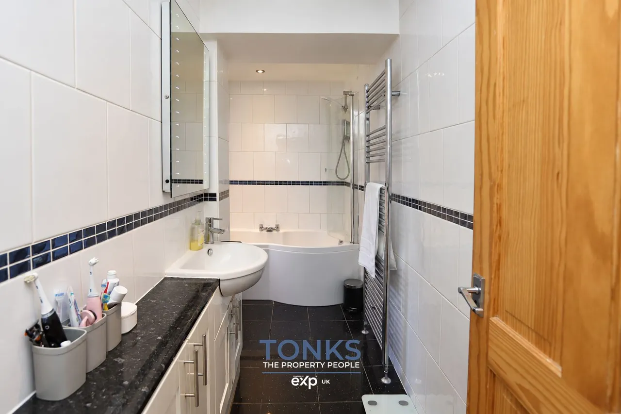 Sandringham Road, Halesowen, B62, photo 14