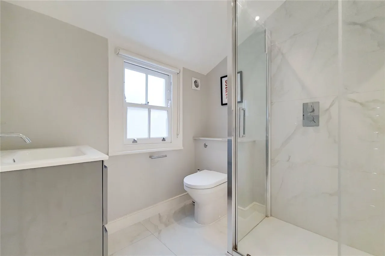 Stormont Road, London, SW11, photo 5