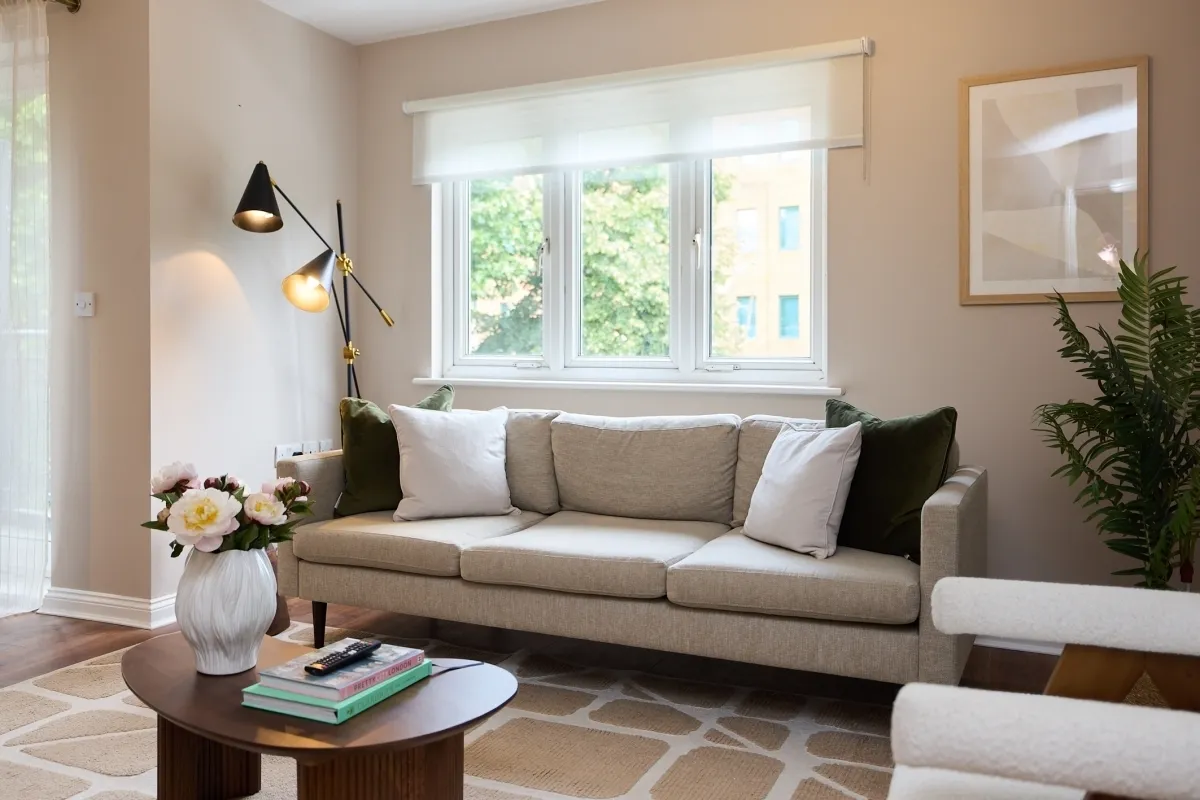 2 bed flat to rent, Mellish Street, E14