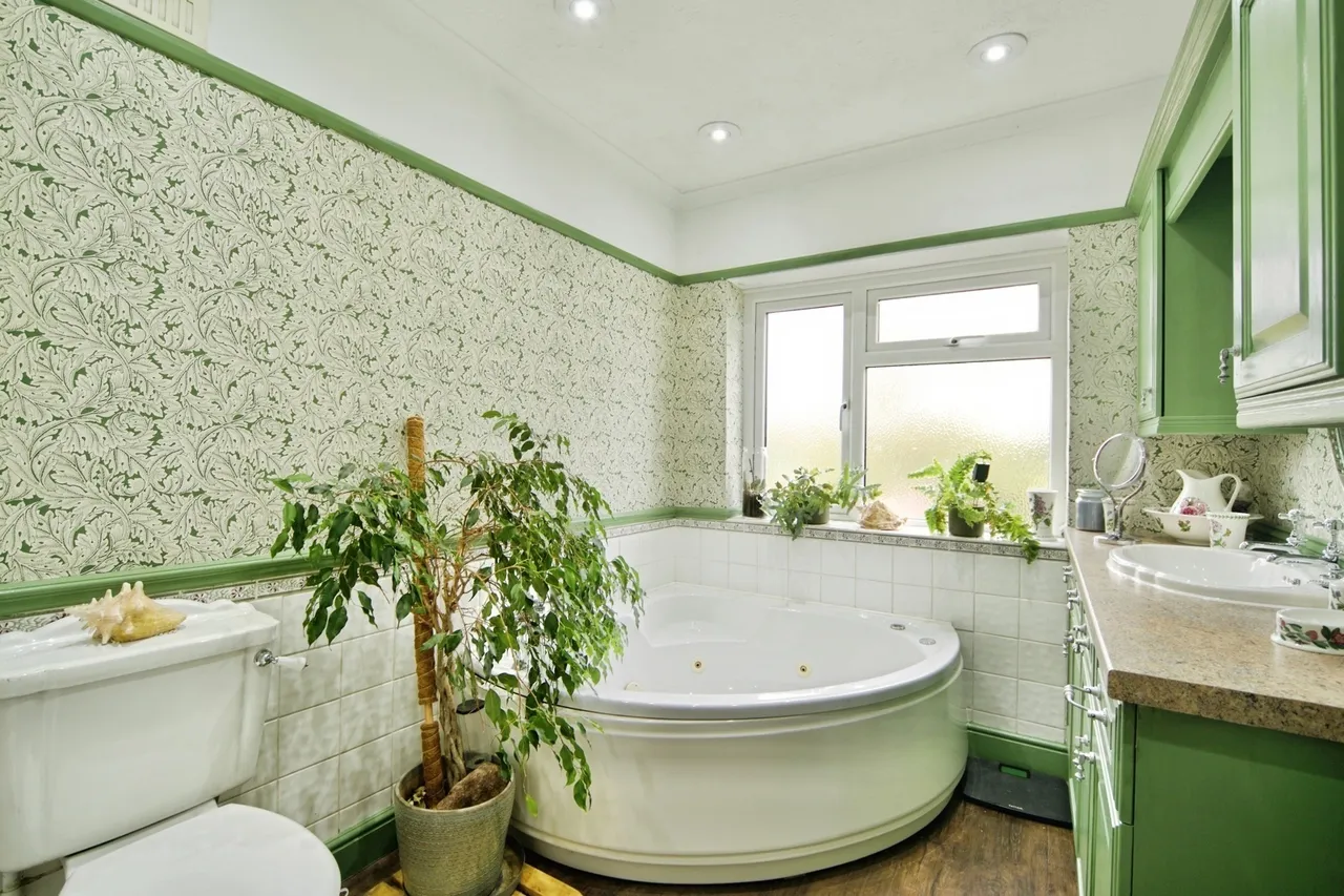 Havering Road, Romford, RM1, photo 20