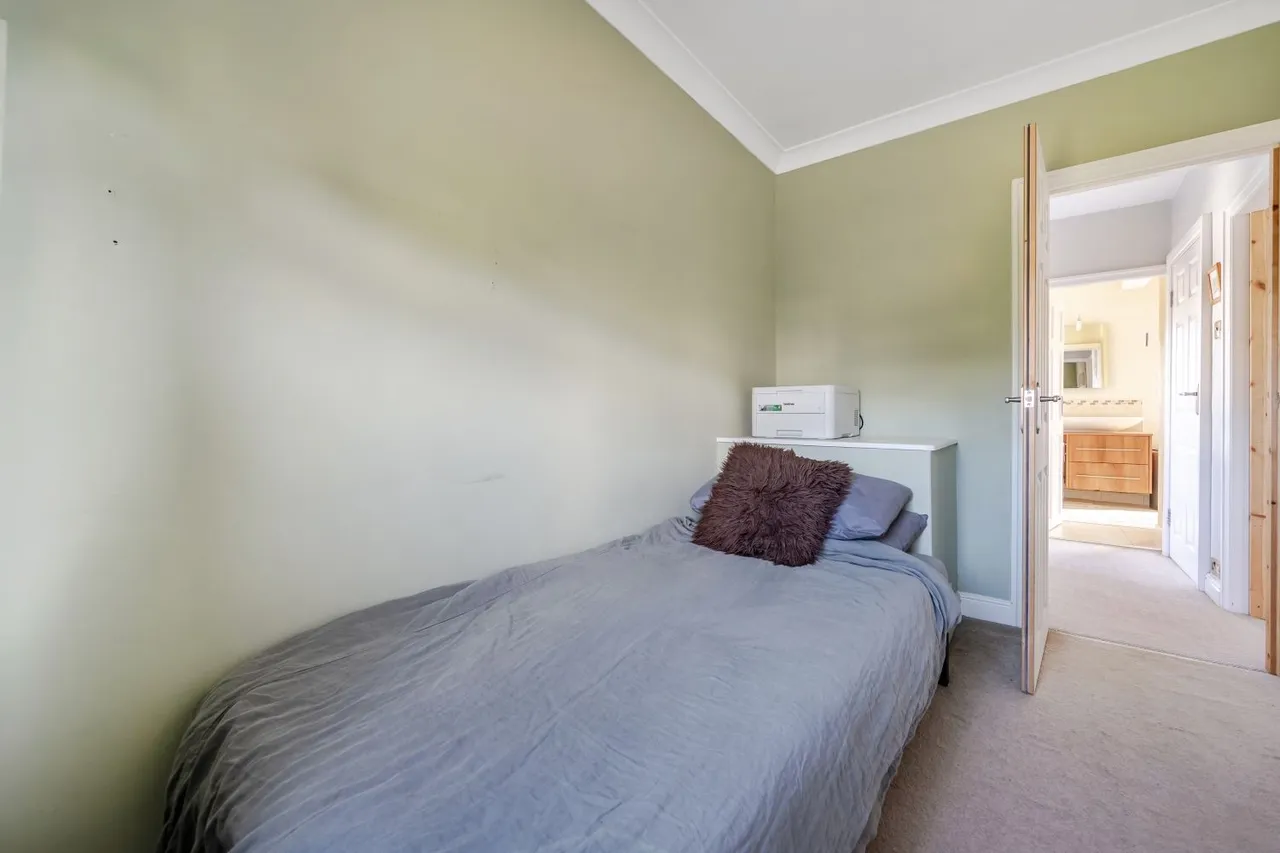 Viewlands Mount, Menston, LS29, photo 17