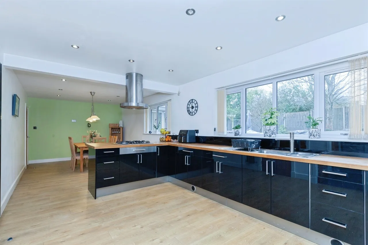 4 bed house for sale — Drummond Road, Enderby, Leicester