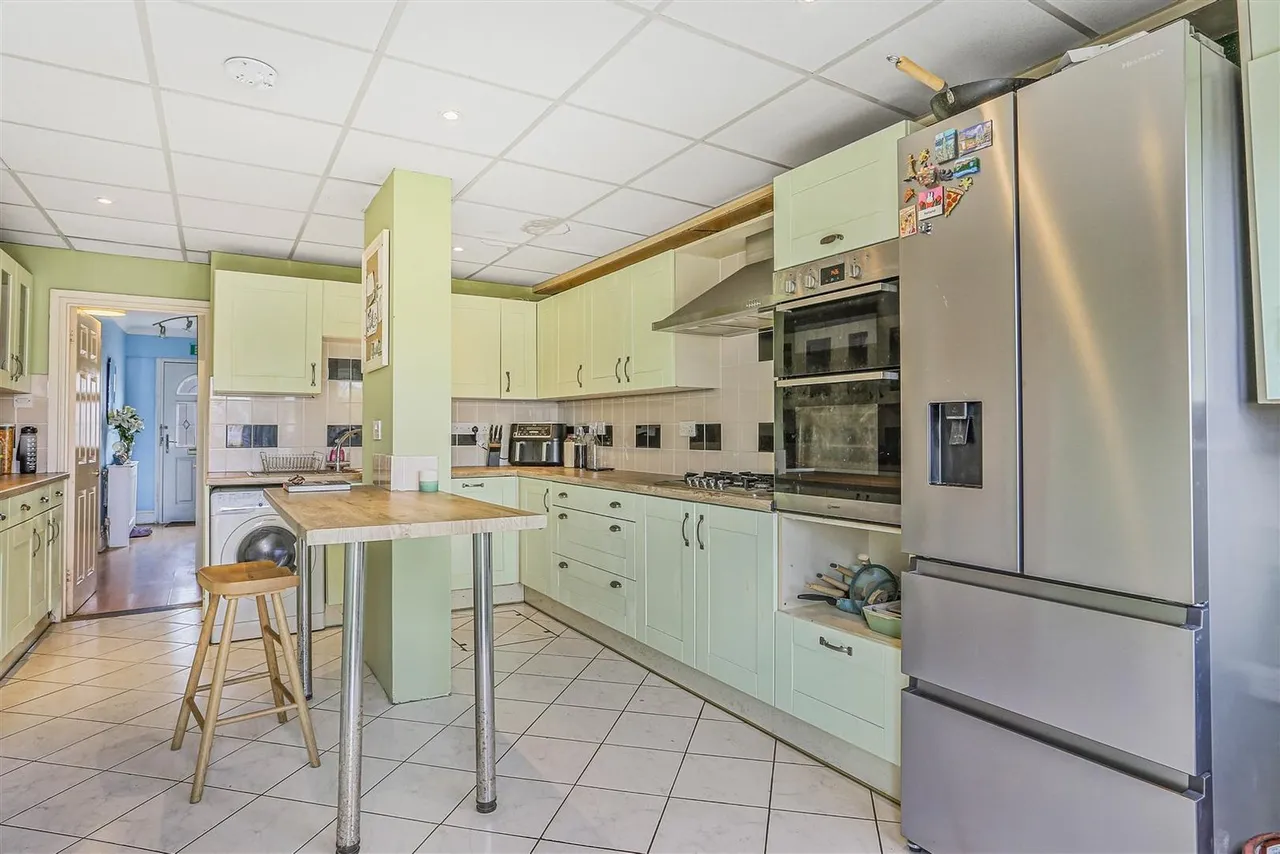 Tonfield Road, Sutton, SM3 9JP, photo 10