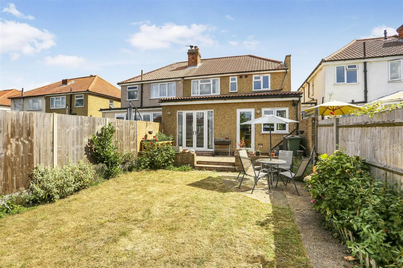 Tonfield Road, Sutton, SM3 9JP, photo 12