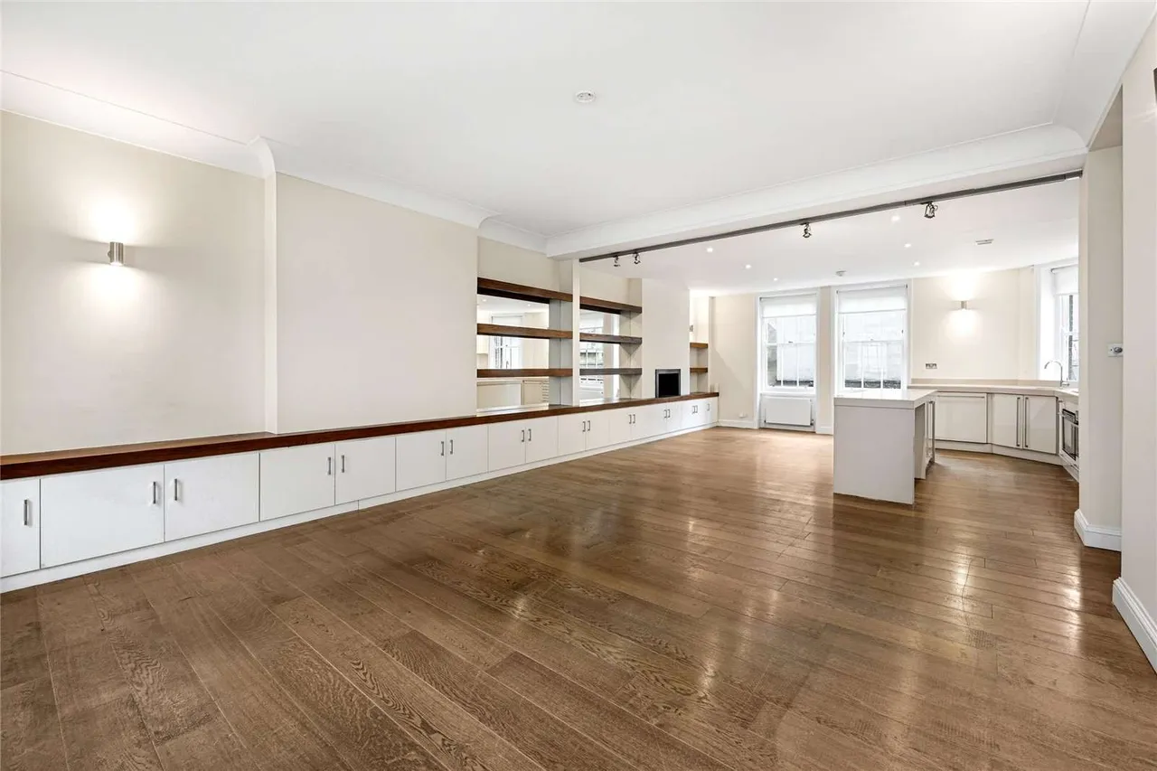 Portland Place, London, W1B, photo 6