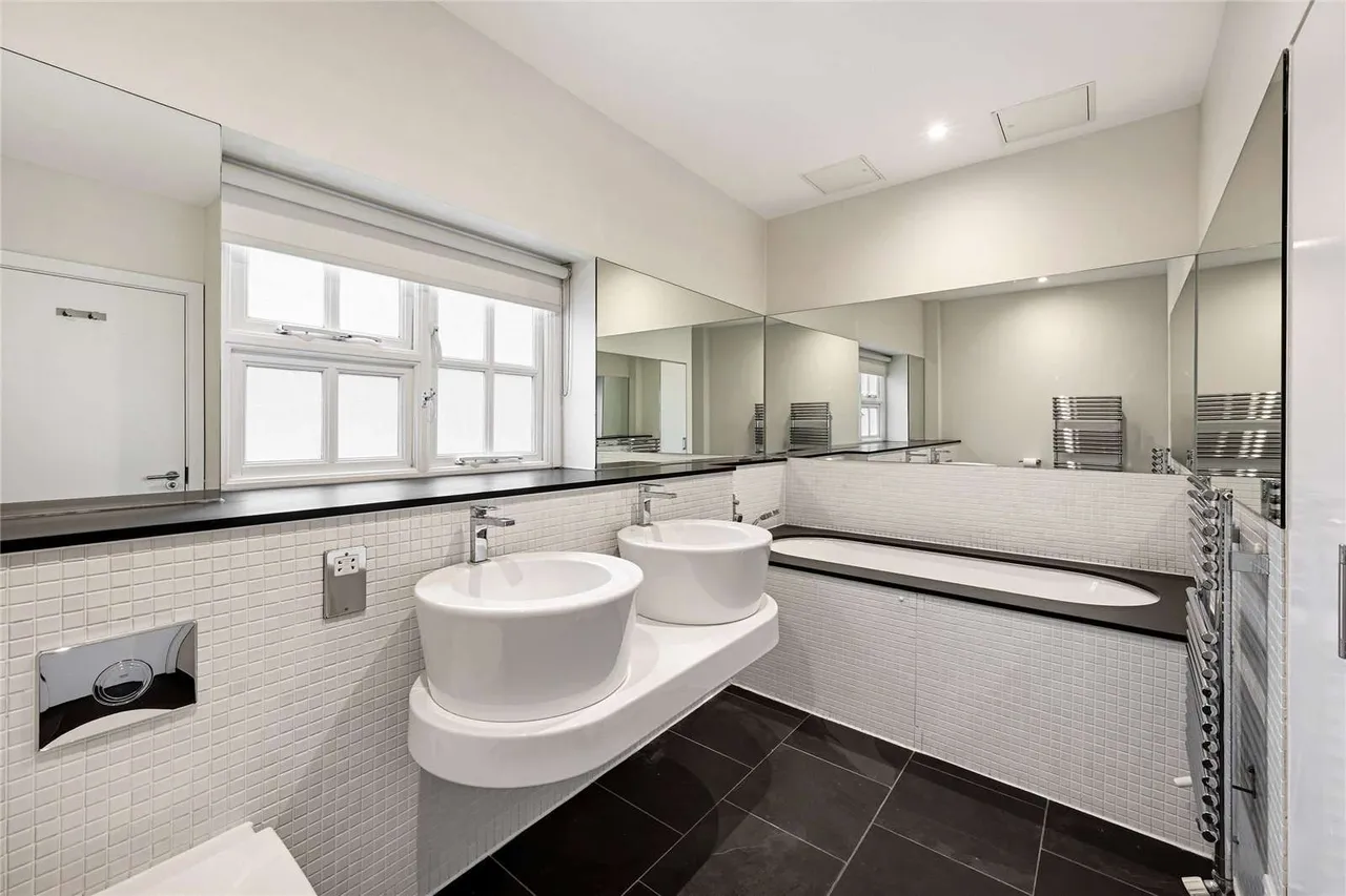 Portland Place, London, W1B, photo 13